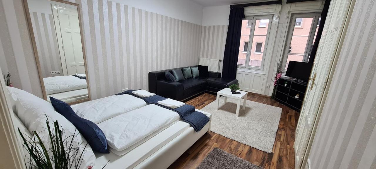 Elegant Apartment In The Hearth Of 부다페스트 외부 사진